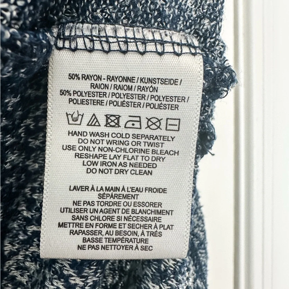 FREE PEOPLE Beach Women's Blue Long Sleeve Knit Sweater Top - Small